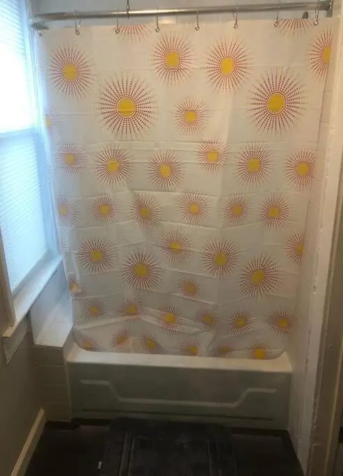 Private 2-Bedroom With Free Parking And Direct Bus To Nyc Manhattan Only 2 Blocks Away Linden United States